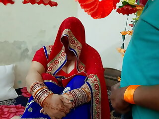 दुल्हन  अवनी को लालच देकर ससुर ने चुत को पेल दिया